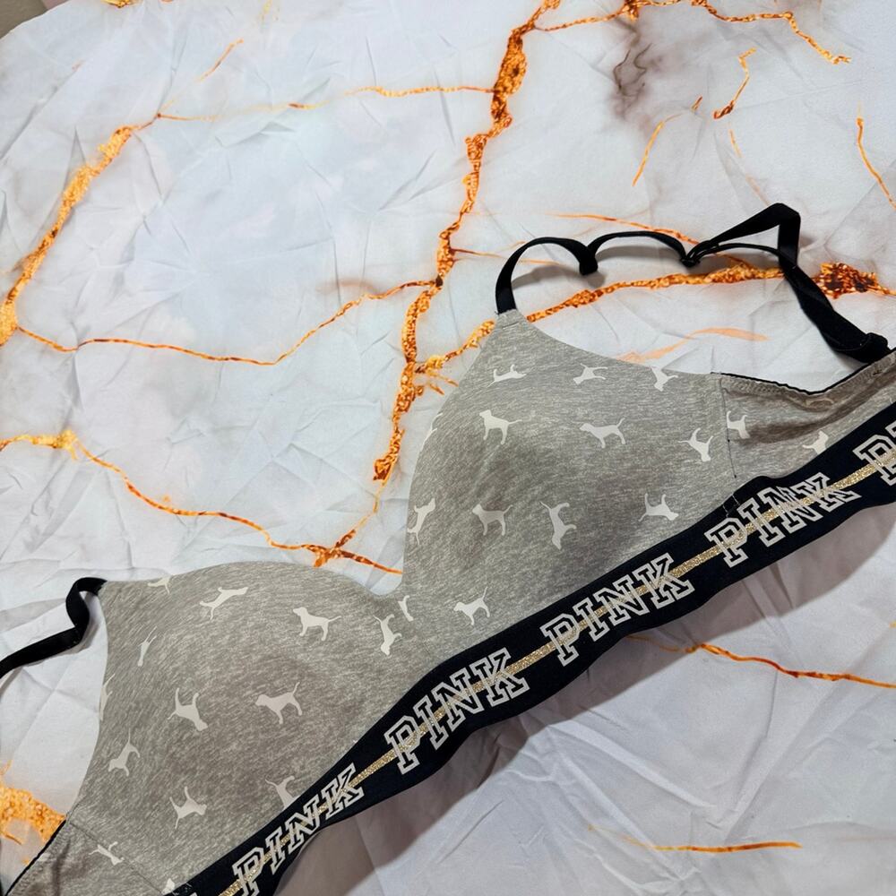PINK Victoria's Secret Gray Dog Print Bra size 32D